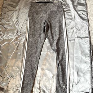 Victoria secret PINK high-waisted legging. New with tag.